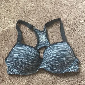 Sports bra from pink